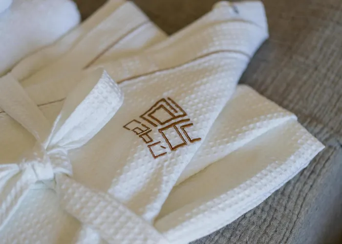 Cabu - Adults Only 5* 팔리라키